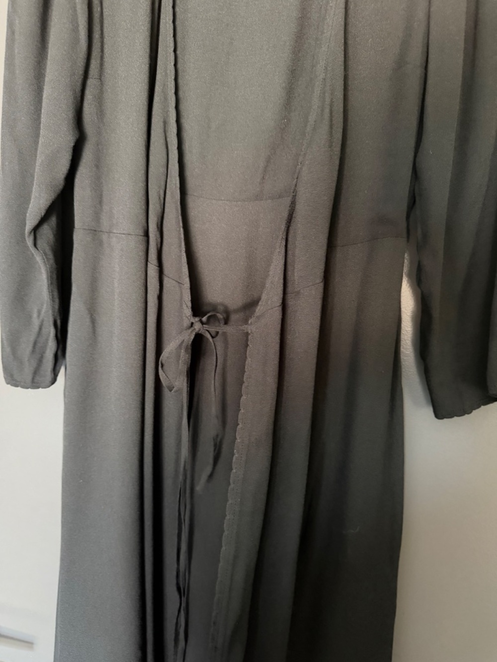 Dress - Picture 3 of 4